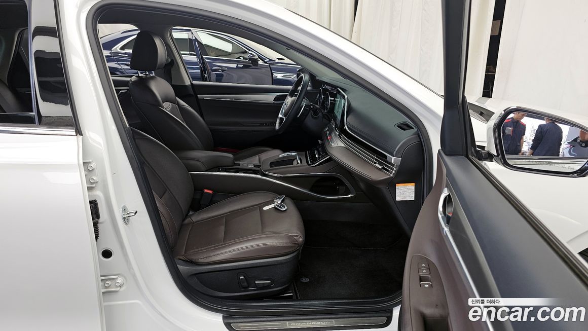 Hyundai Grandeur 2021