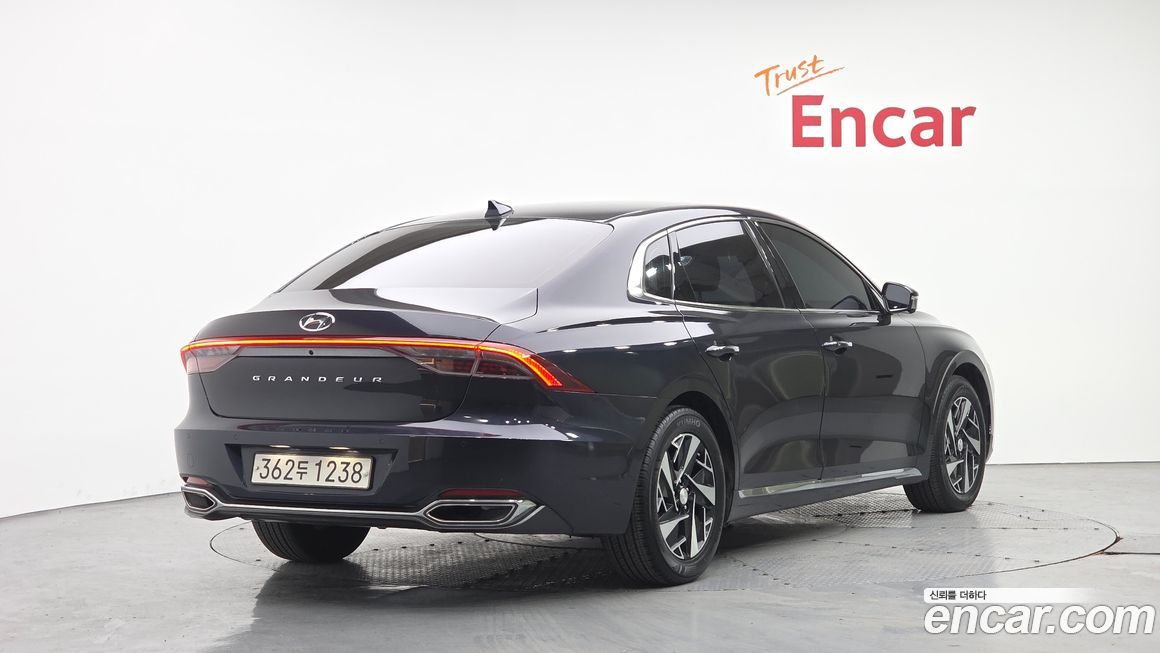 Hyundai Grandeur 2021