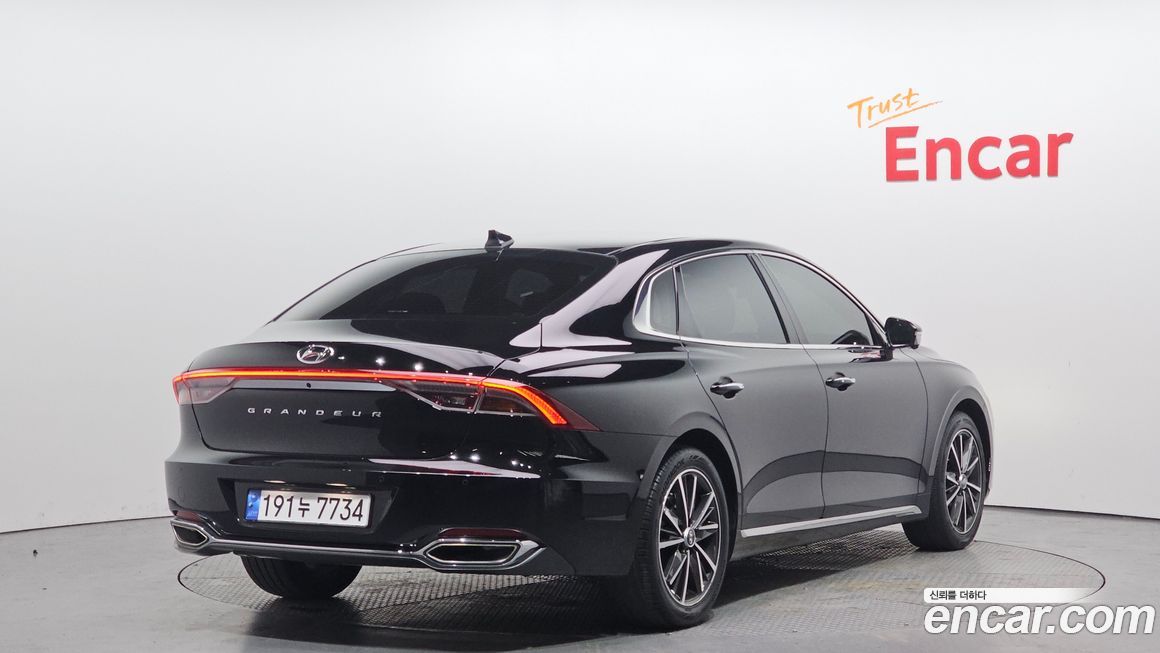 Hyundai Grandeur 2022