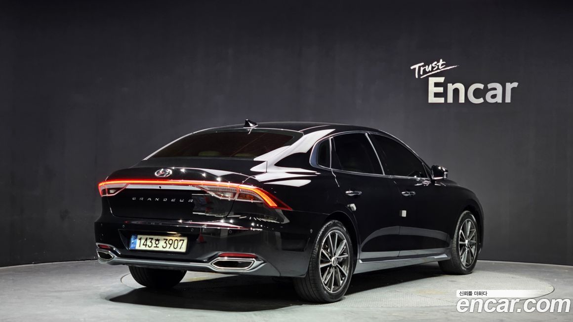 Hyundai Grandeur 2022