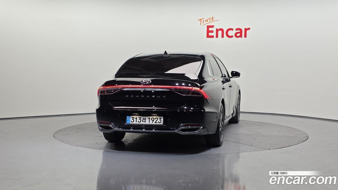 Hyundai Grandeur 2020