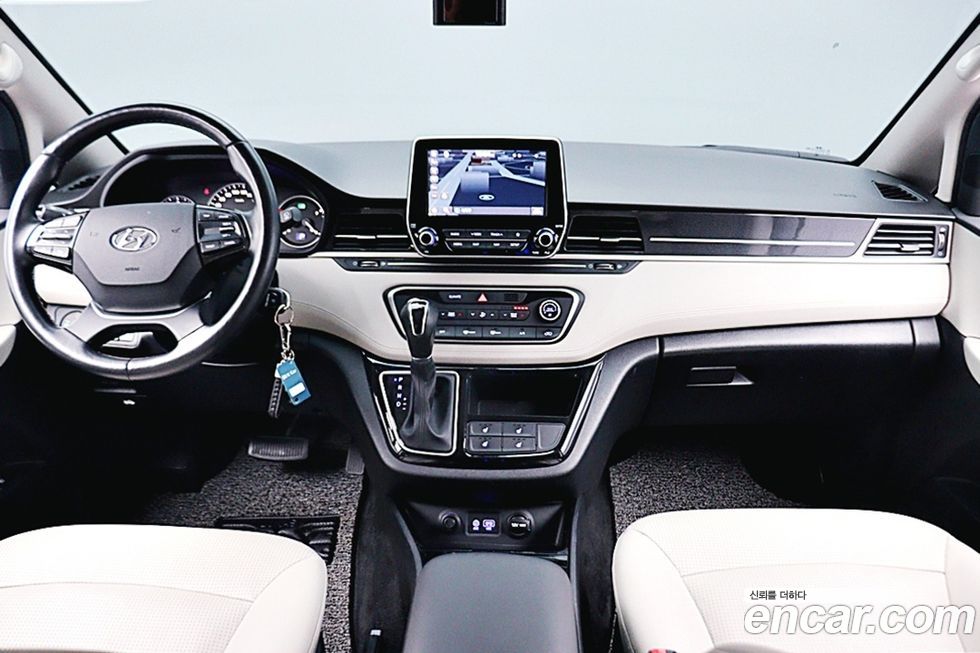 Hyundai Starex 2019