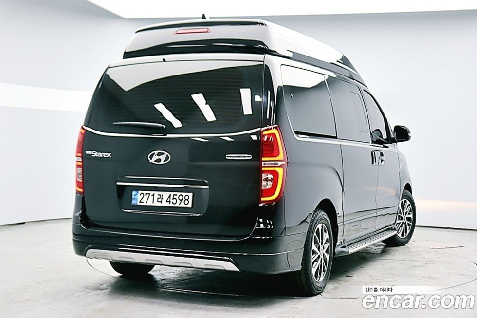 Hyundai Starex 2019