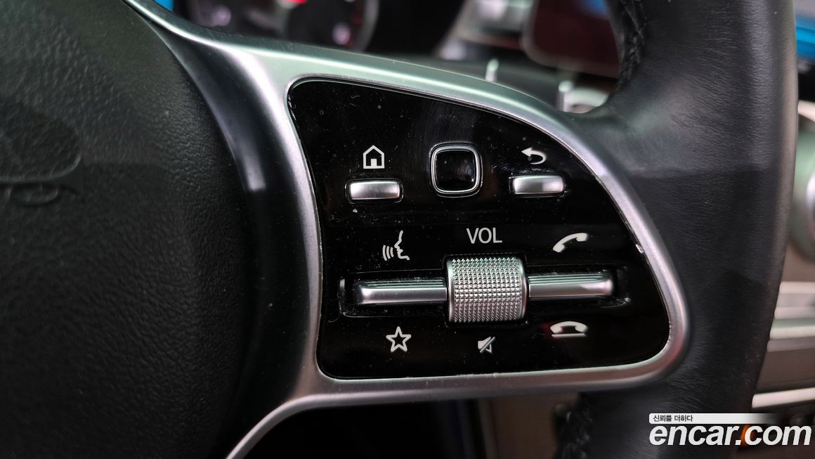 Mercedes-Benz C-Class 2019