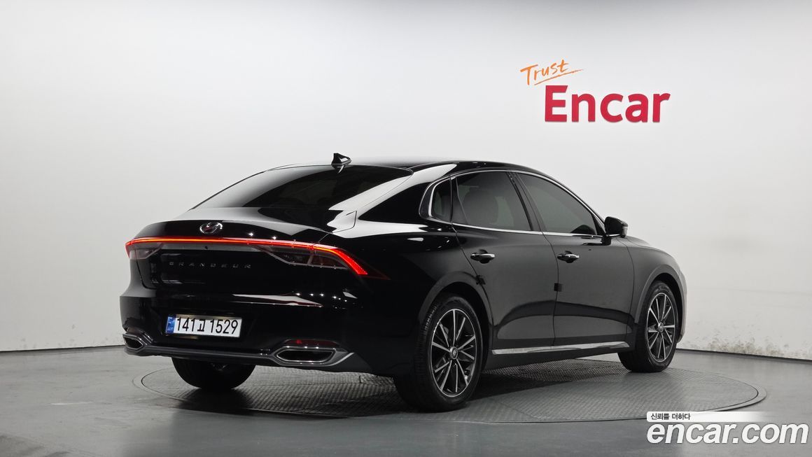 Hyundai Grandeur 2022