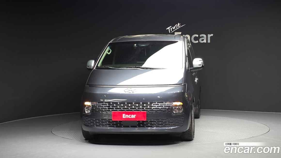 Hyundai Staria 2022