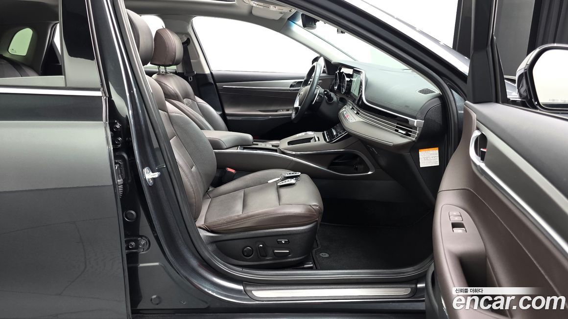 Hyundai Grandeur 2021