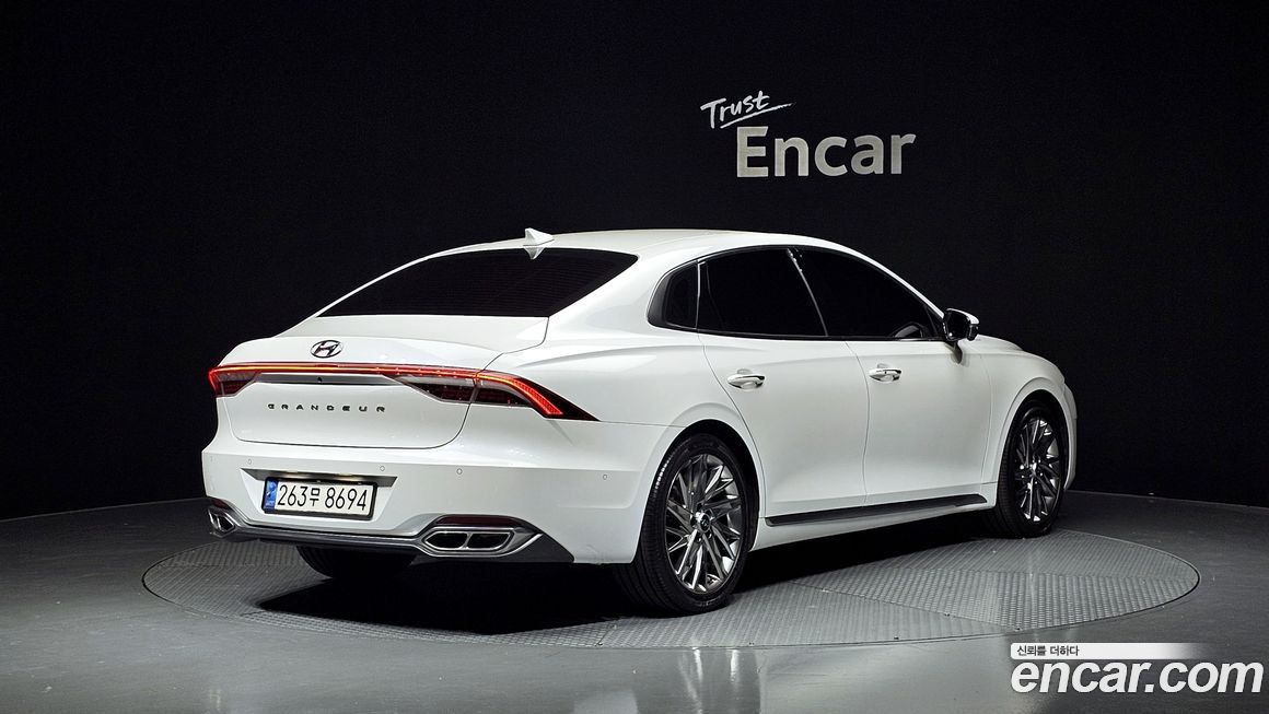 Hyundai Grandeur 2022