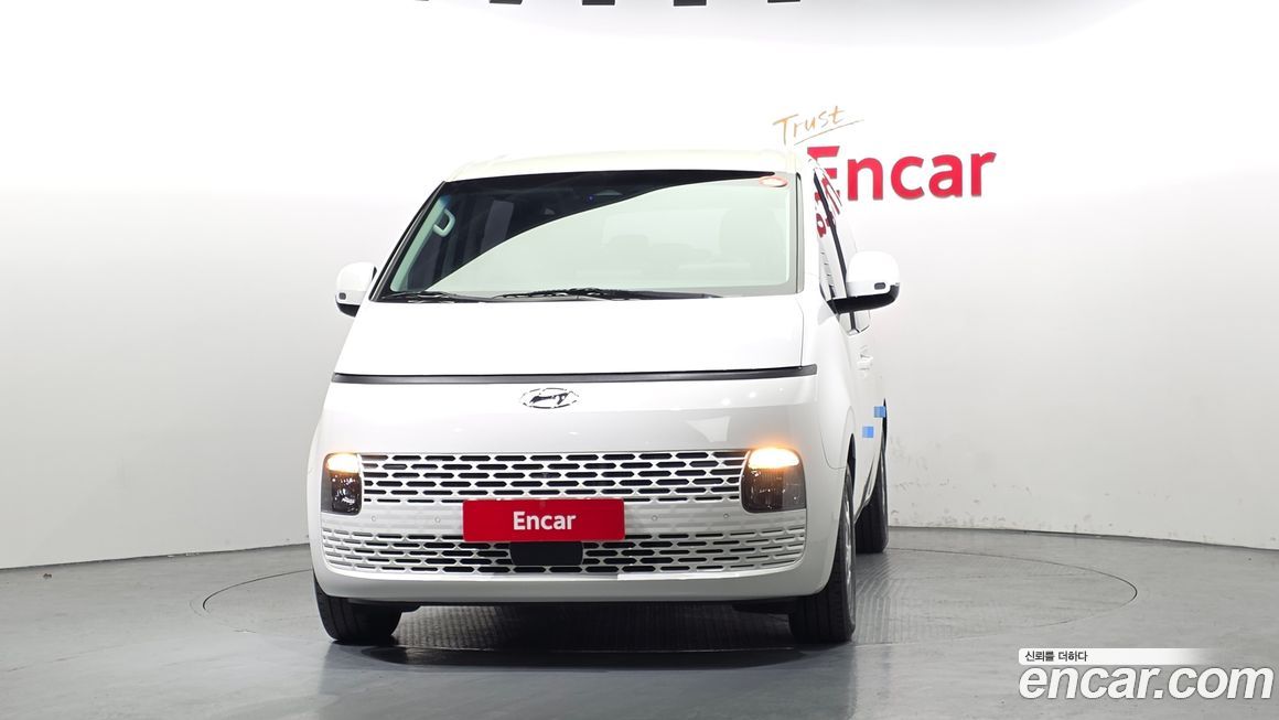 Hyundai Staria 2022