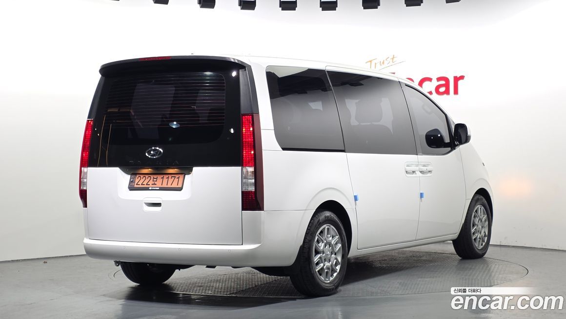 Hyundai Staria 2022