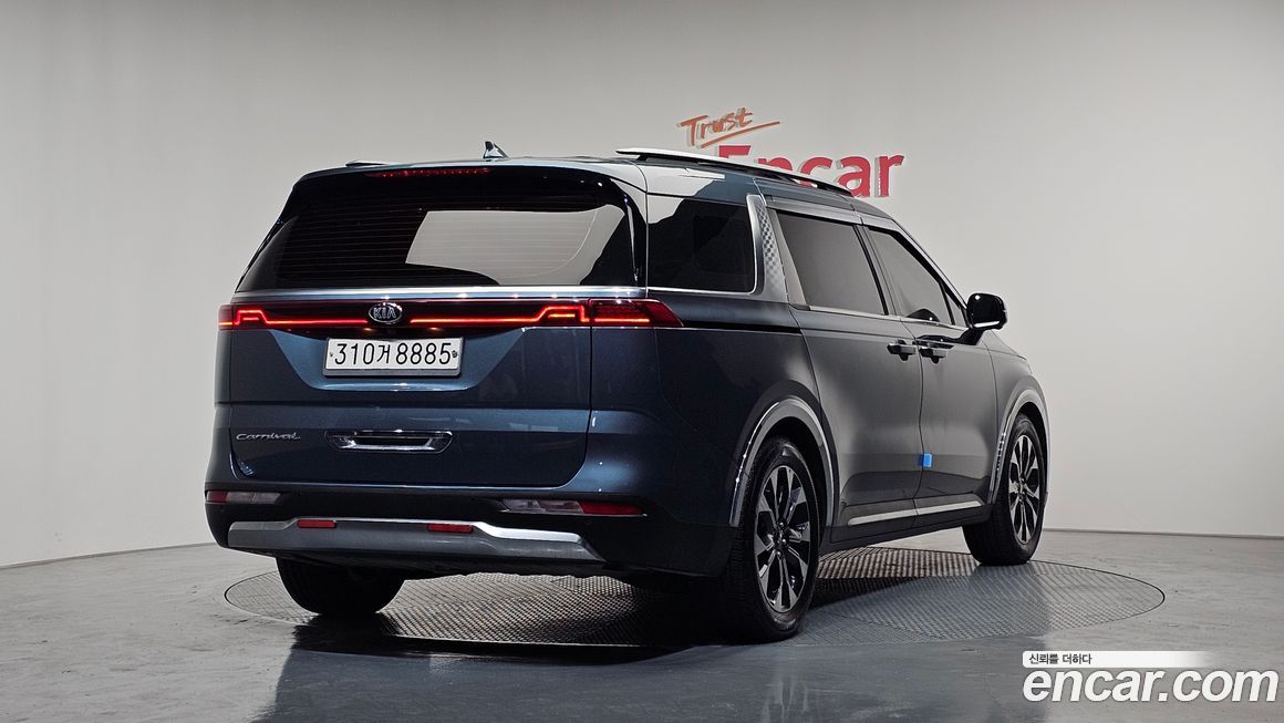 Kia Canival 2021