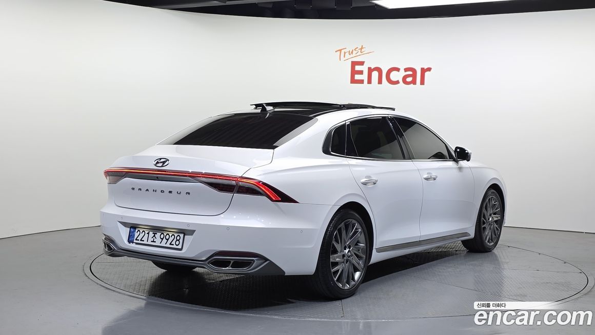 Hyundai Grandeur 2022