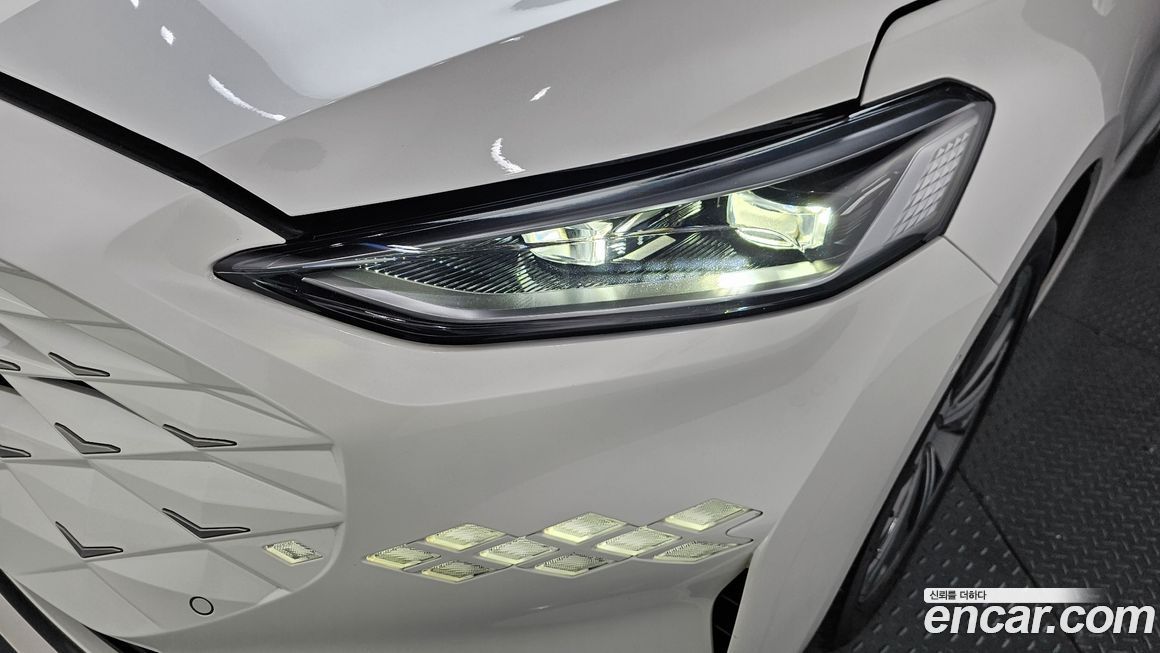 Kia K8 2023