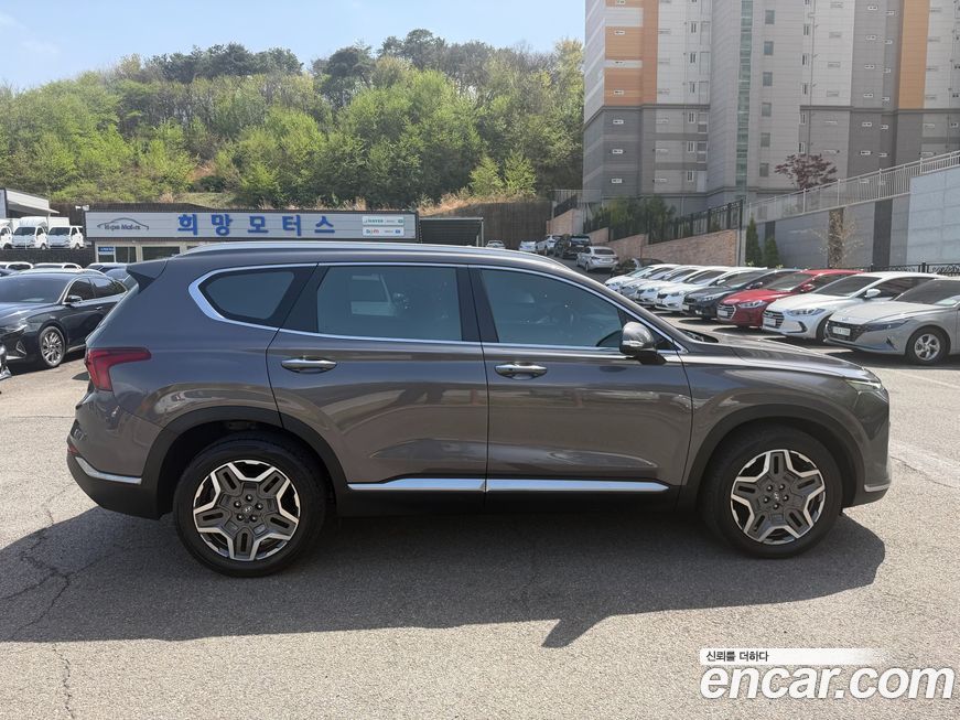 Hyundai Santafe 2022