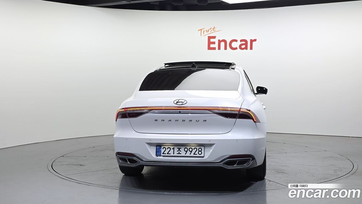 Hyundai Grandeur 2022