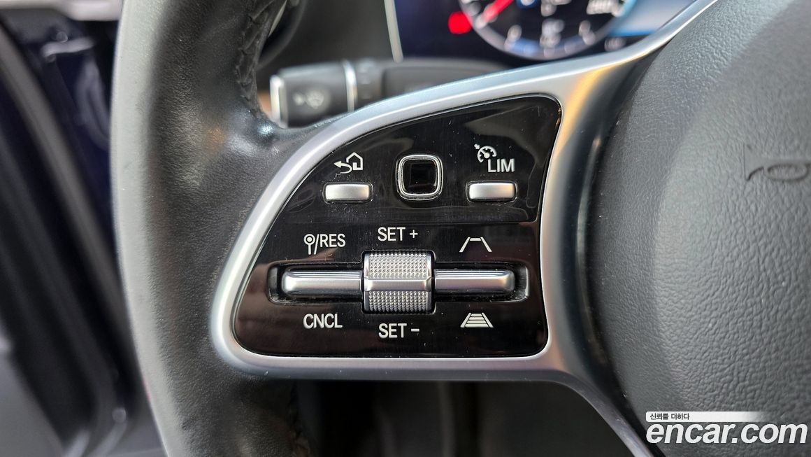 Mercedes-Benz E-Class 2020