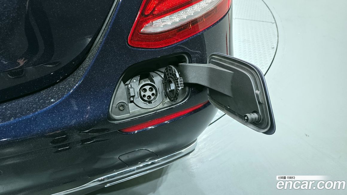 Mercedes-Benz E-Class 2020