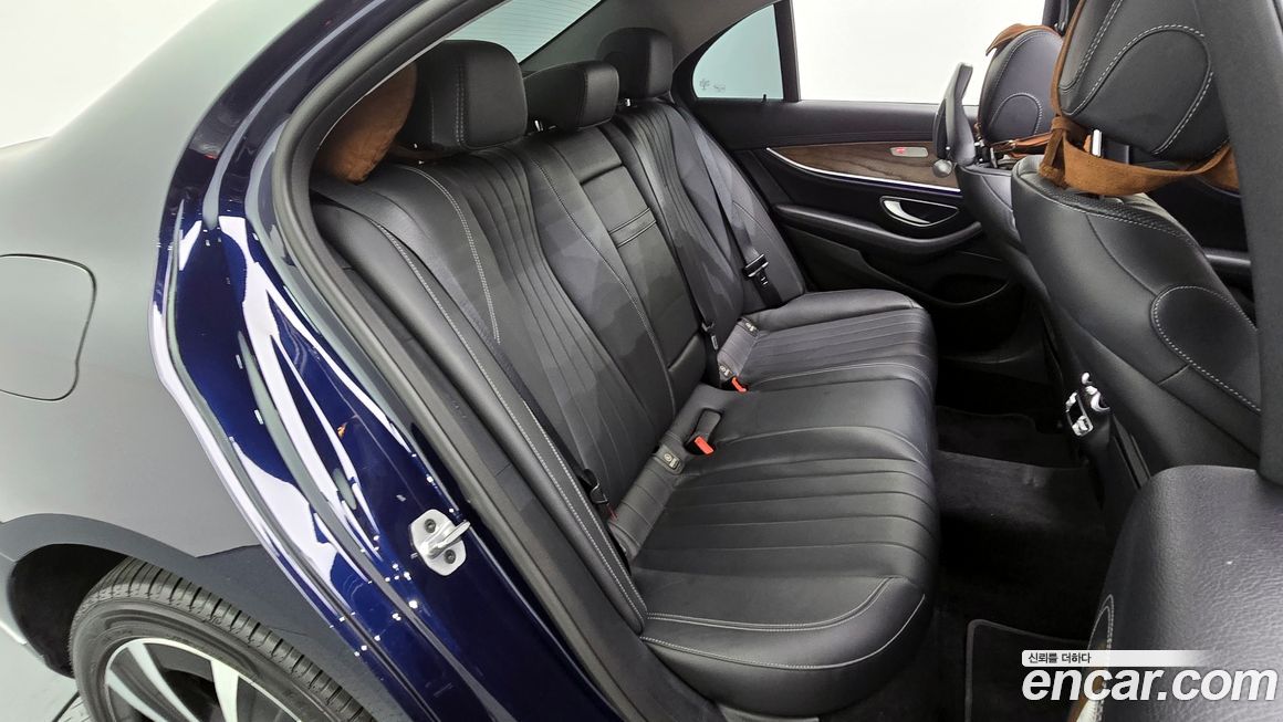 Mercedes-Benz E-Class 2020