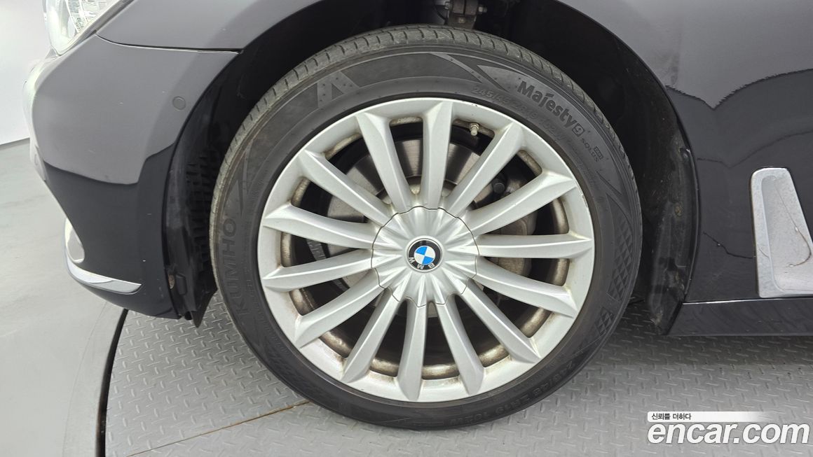 BMW 7-Series 2016