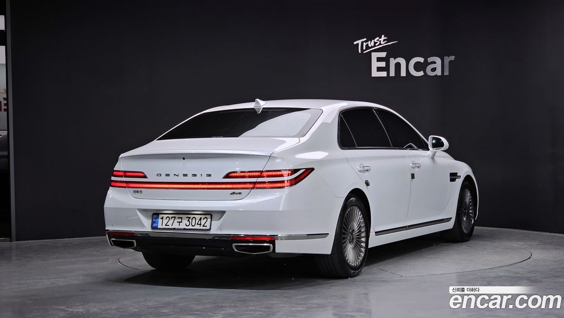 Genesis G90 2021