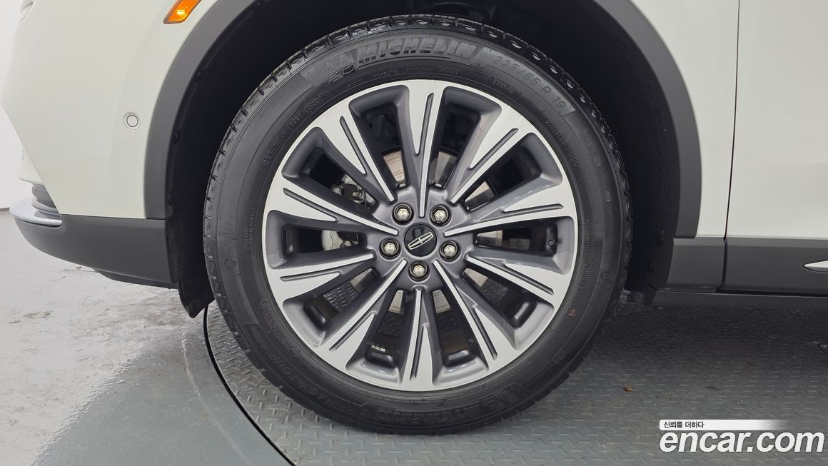 Lincoln Corsair 2022