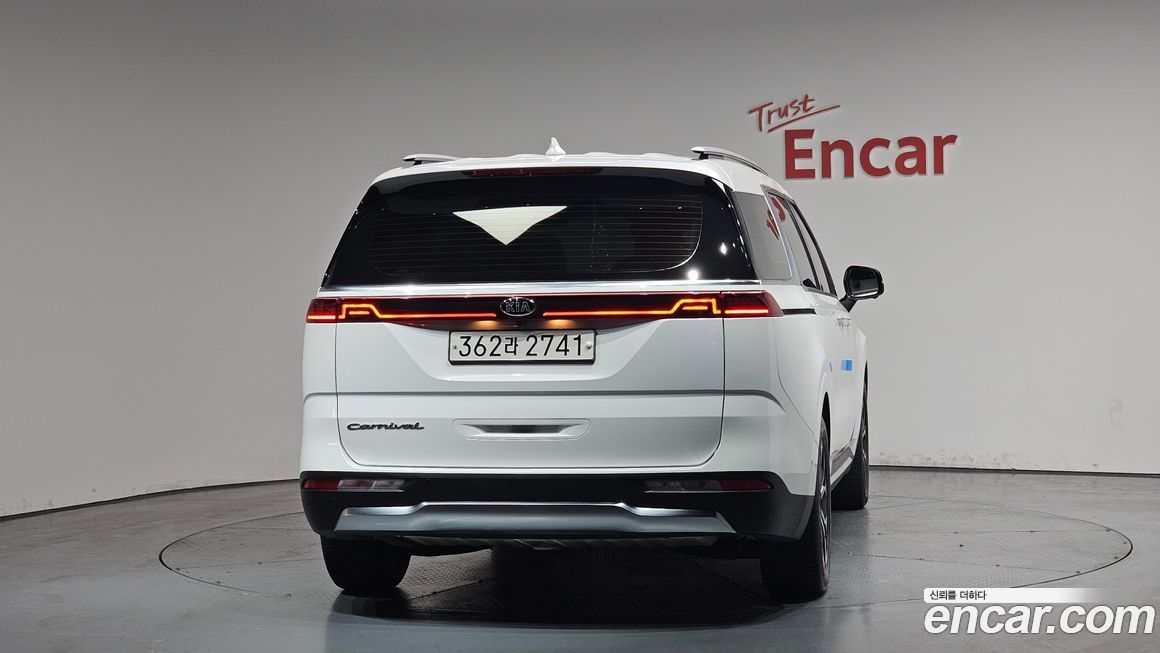 Kia Canival 2021