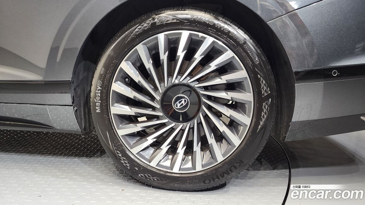 Hyundai Grandeur 2023