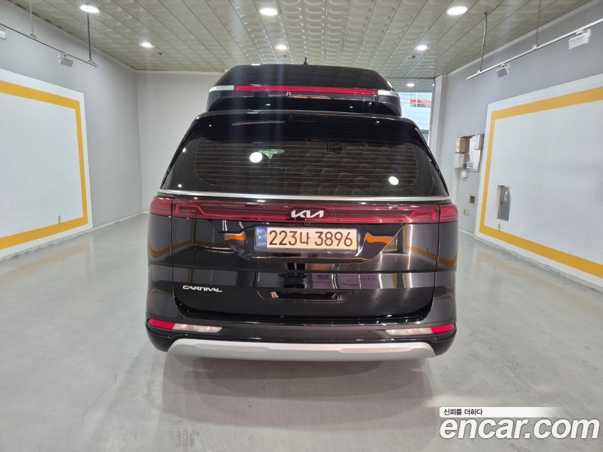Kia Canival 2023