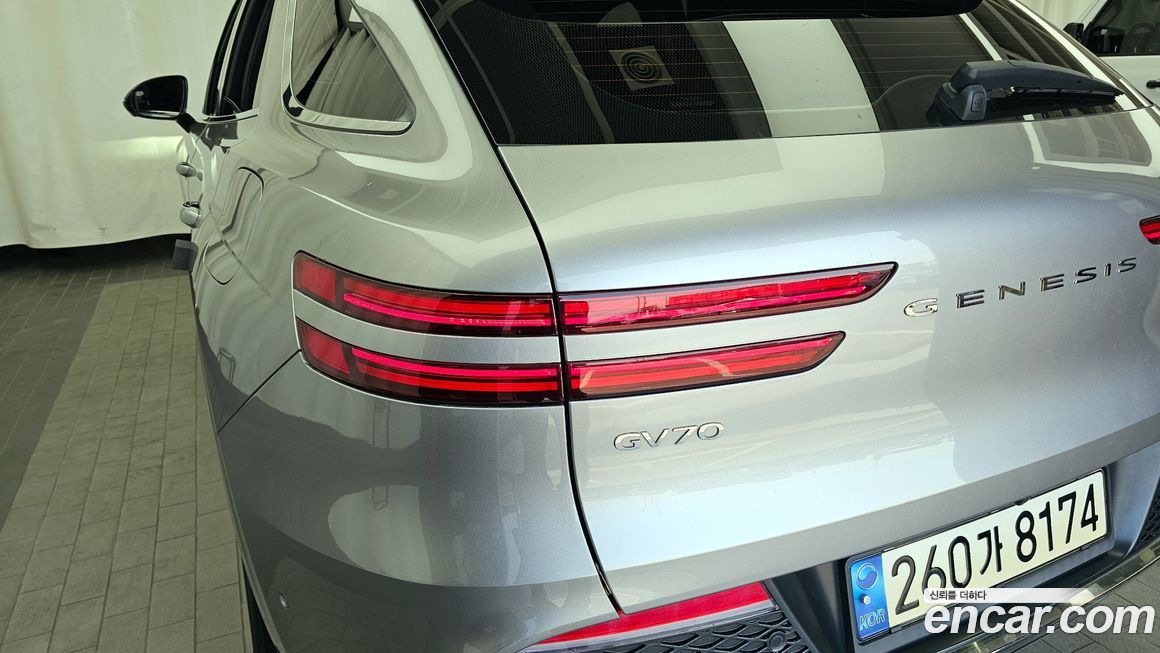 Genesis GV70 2021