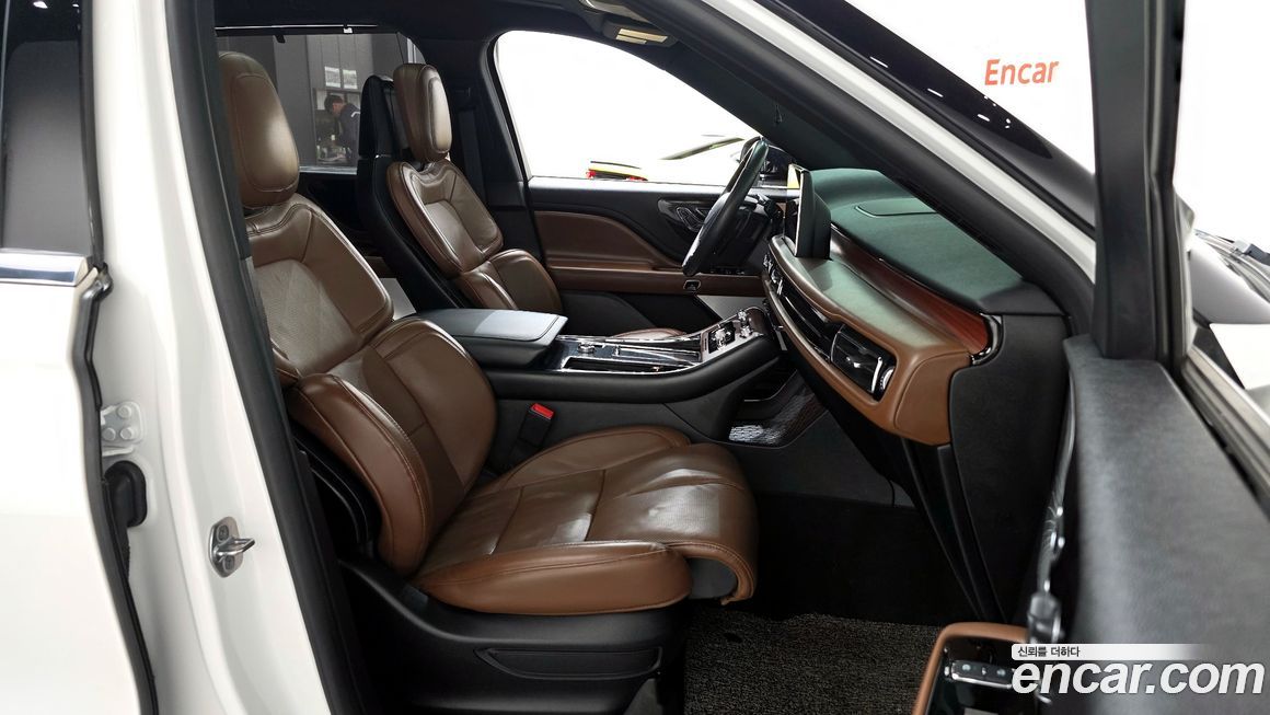 Lincoln Aviator 2021