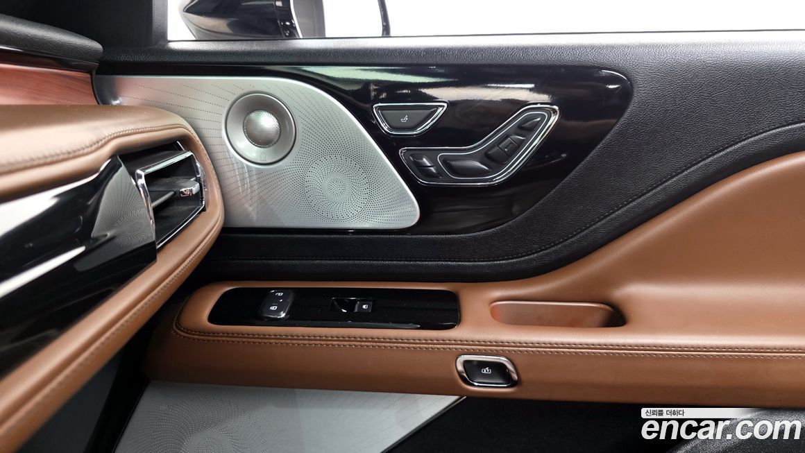 Lincoln Aviator 2021