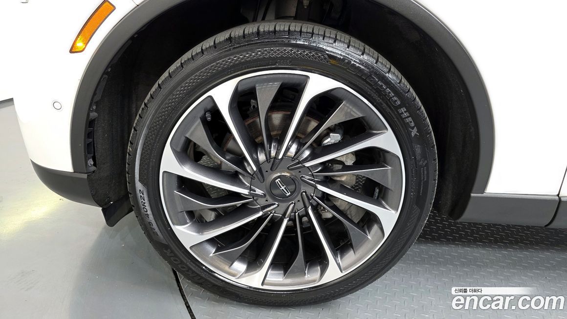 Lincoln Aviator 2021