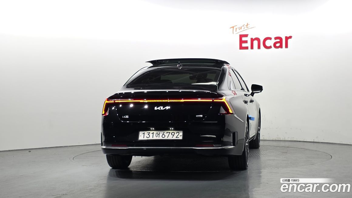 Kia K8 2025