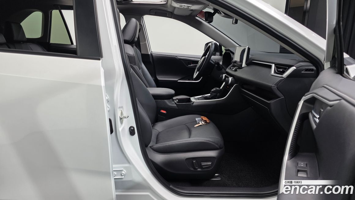 Toyota RAV4 2024