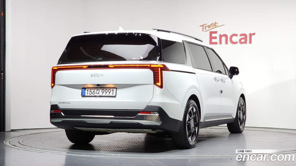 Kia Canival 2025