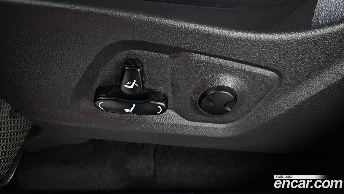 KG_Mobility_Ssangyong Rexton 2024