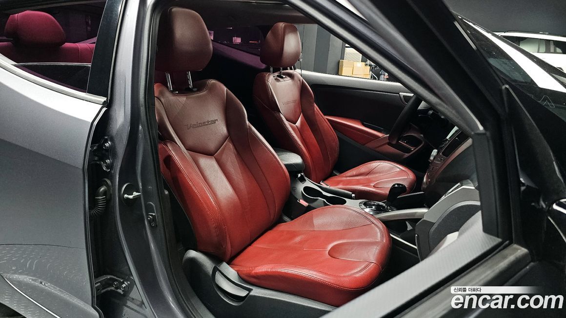 Hyundai Veloster 2012