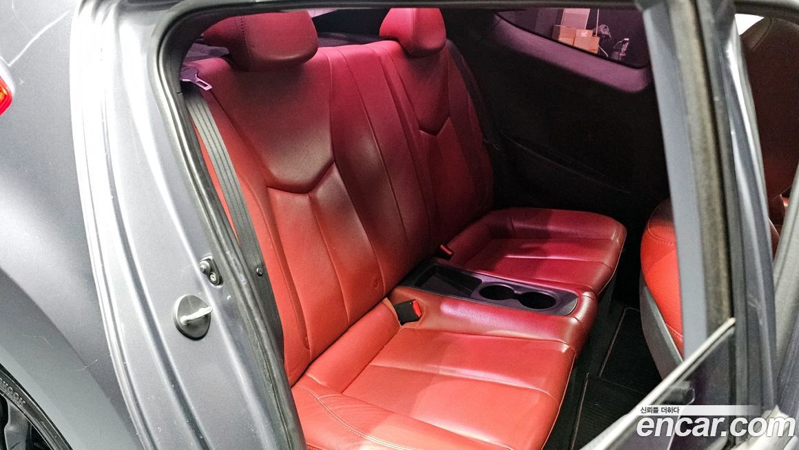 Hyundai Veloster 2012