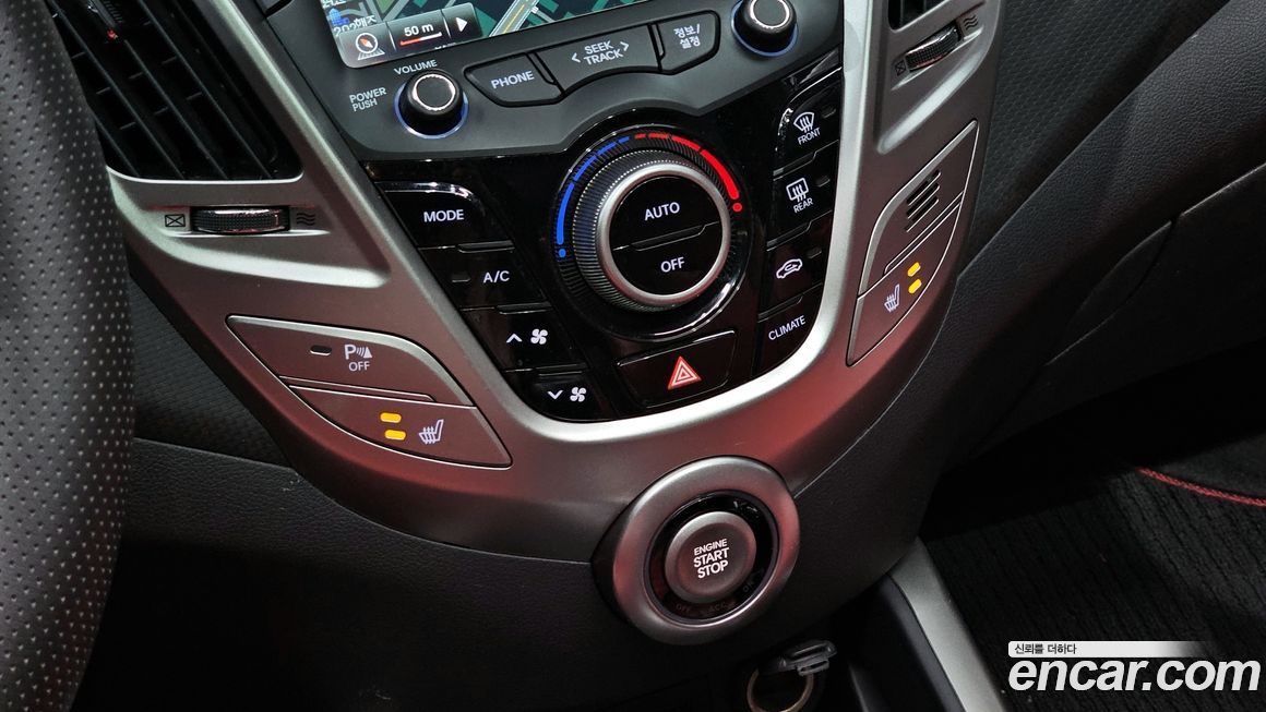 Hyundai Veloster 2012