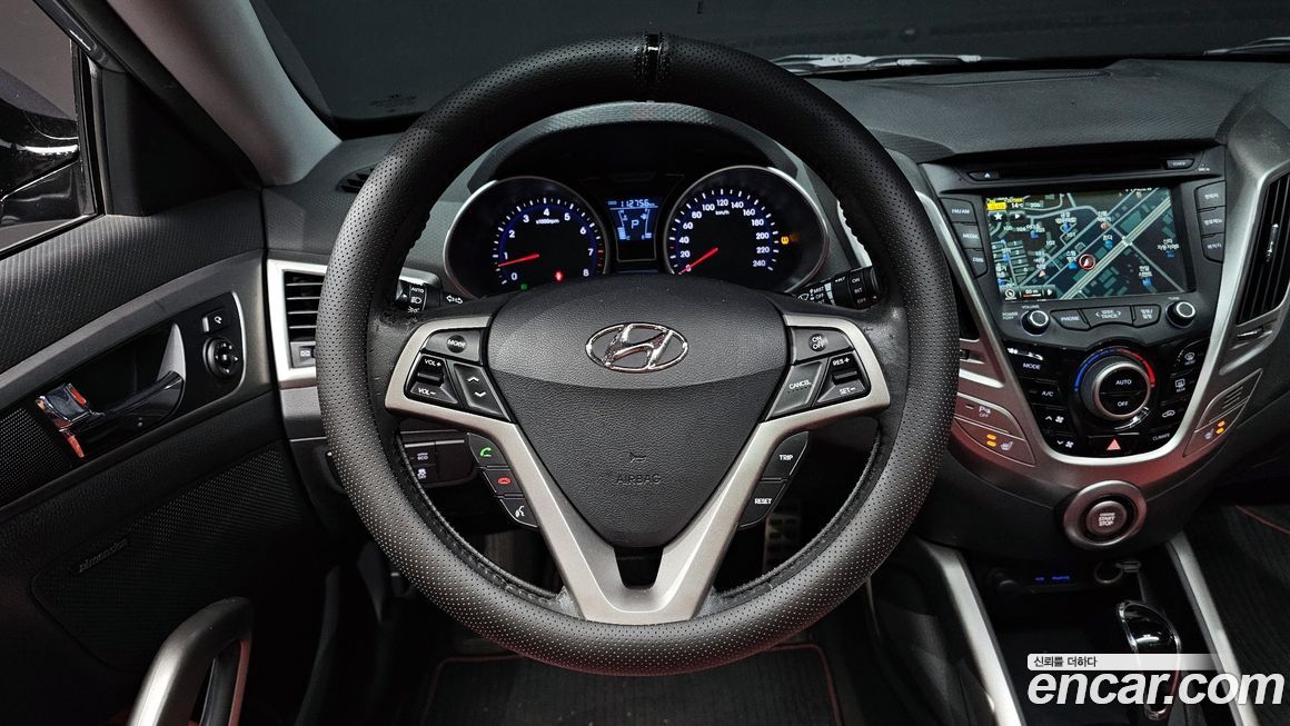 Hyundai Veloster 2012