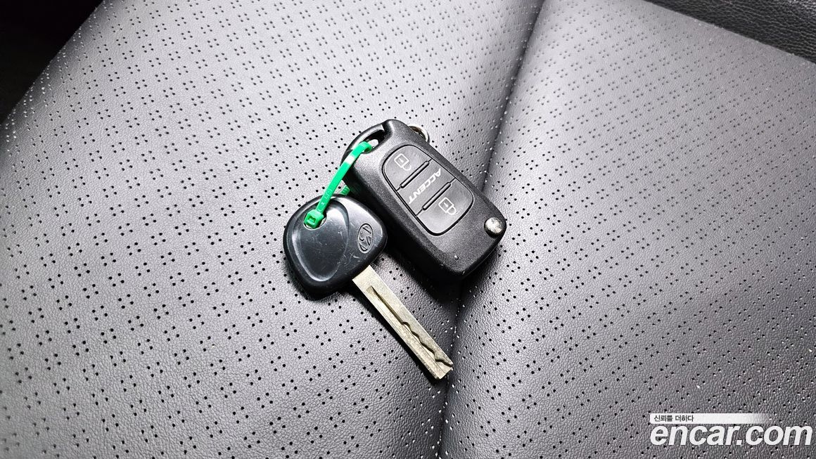Hyundai Accent 2011