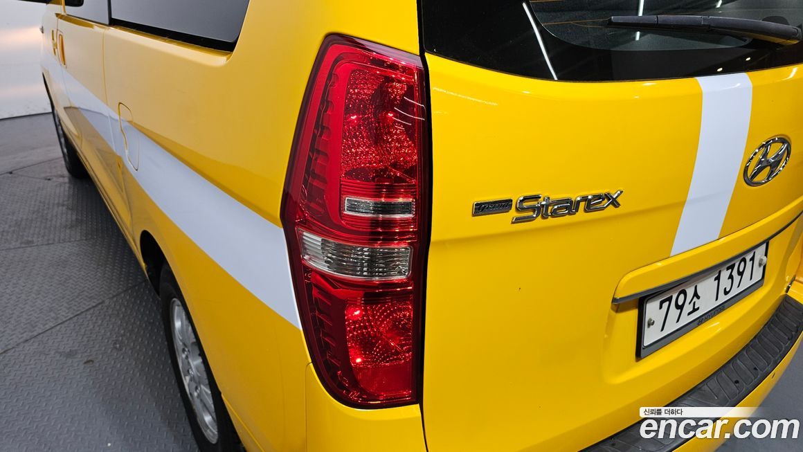 Hyundai Starex 2011