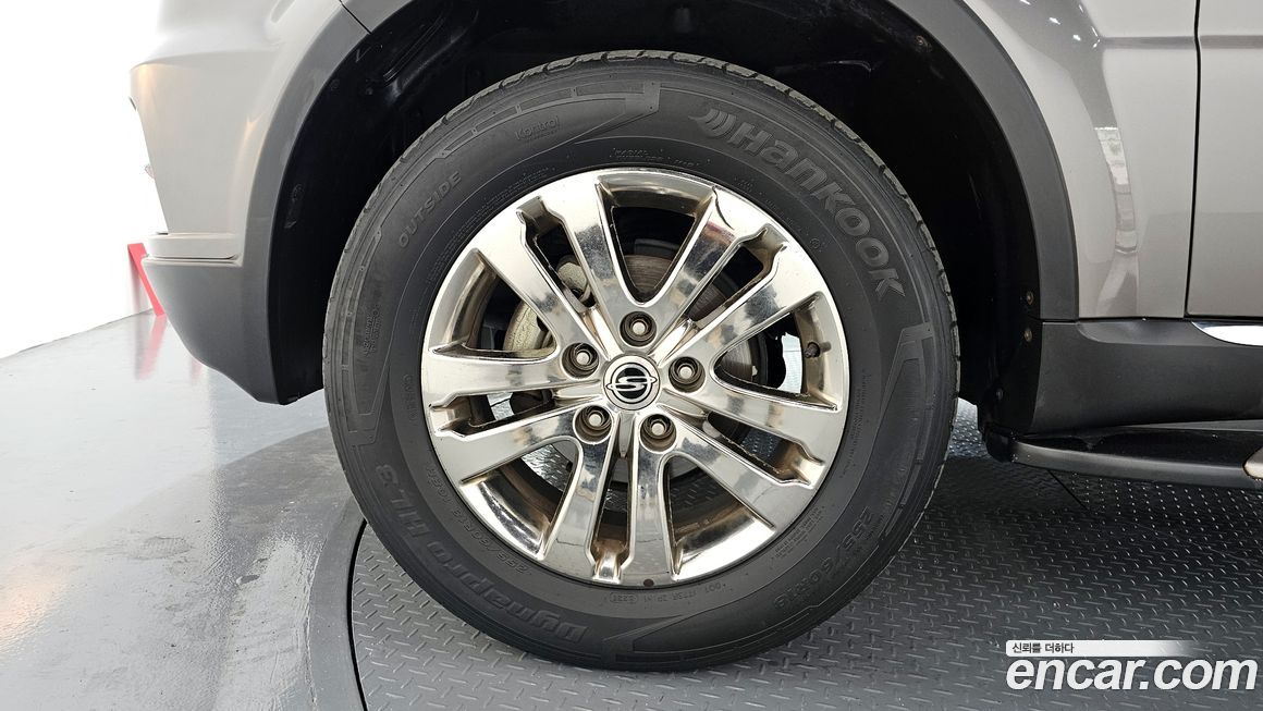 KG_Mobility_Ssangyong Rexton 2013