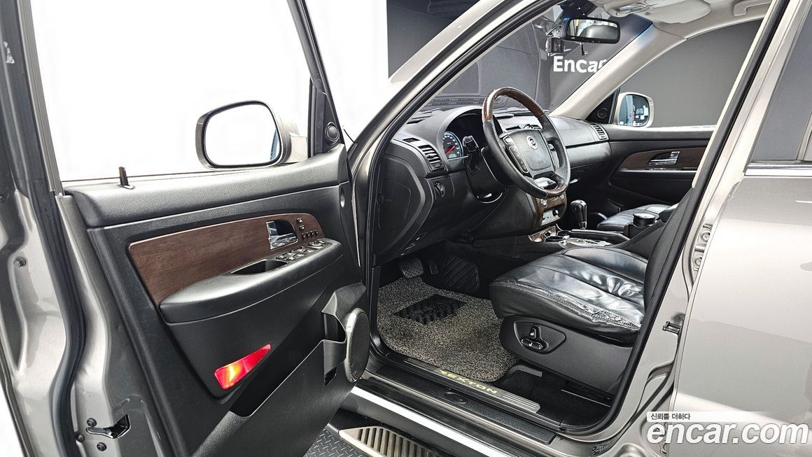 KG_Mobility_Ssangyong Rexton 2013