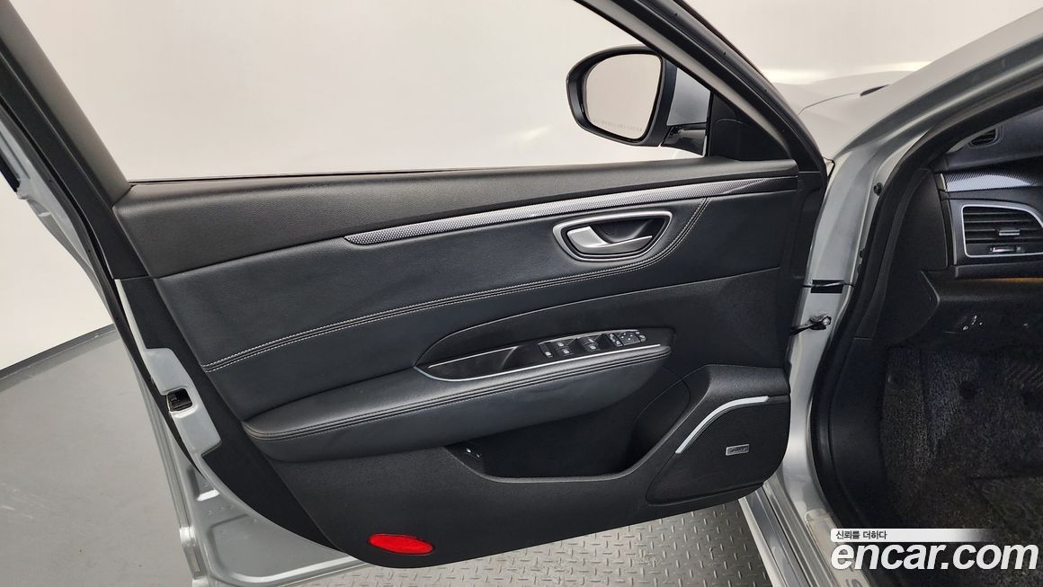 Renault-KoreaSamsung SM6 2017