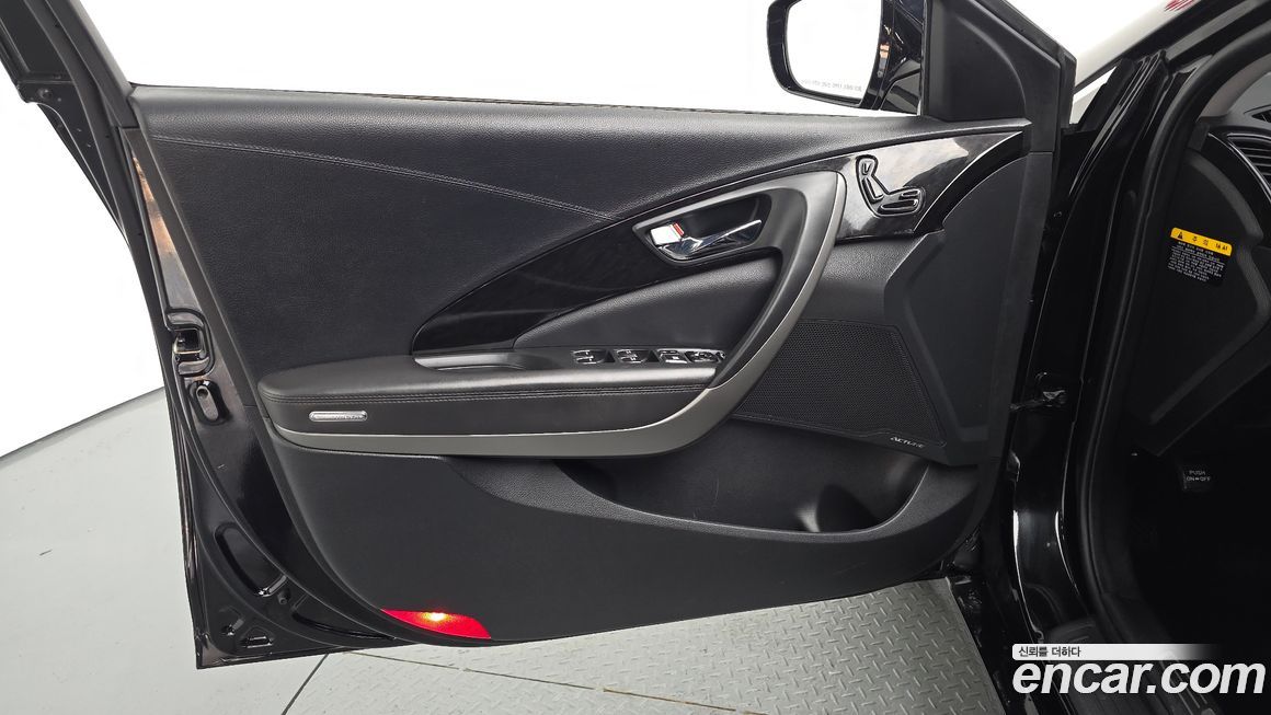 Hyundai Grandeur 2015