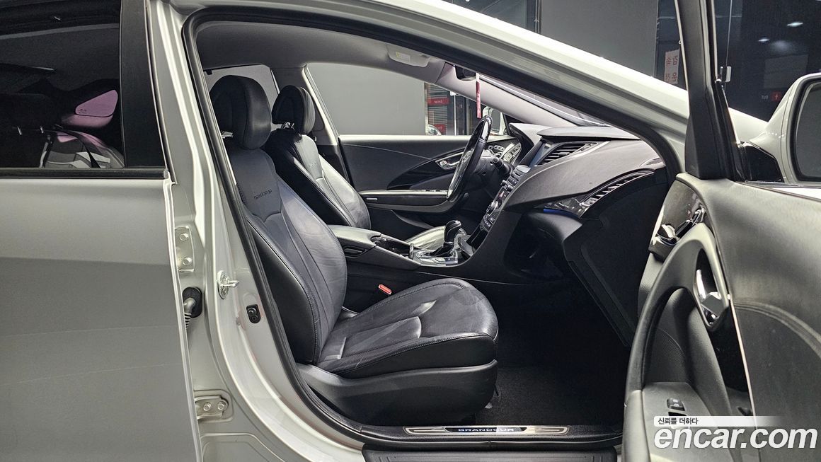 Hyundai Grandeur 2015