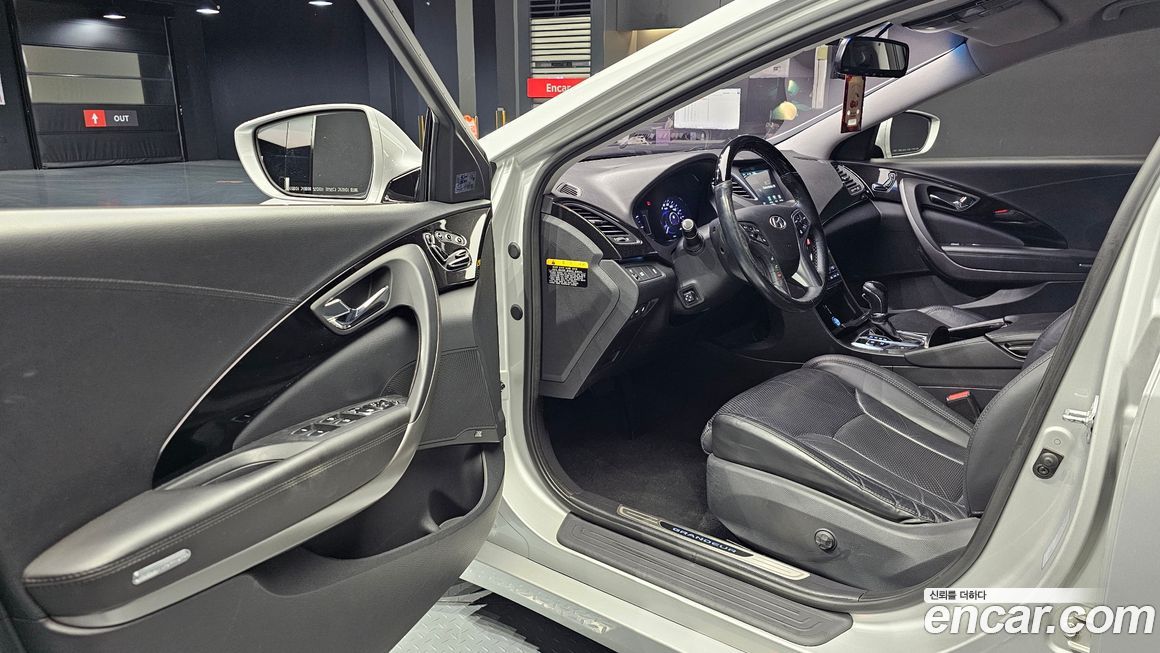 Hyundai Grandeur 2015