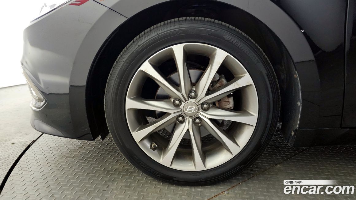 Hyundai Grandeur 2015