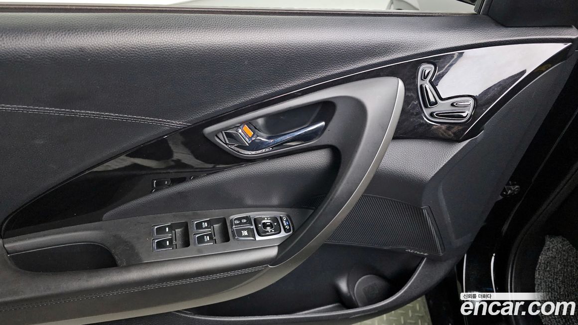 Hyundai Grandeur 2015